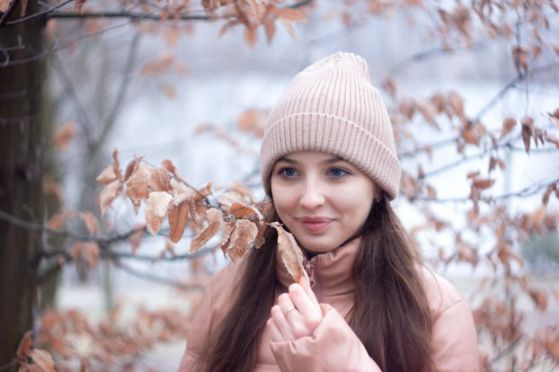 poema   bellos son tus ojos gentiles como las flores alegres de la manana                                                                                                                             - poesia